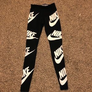Nike Pro Logo Leggings